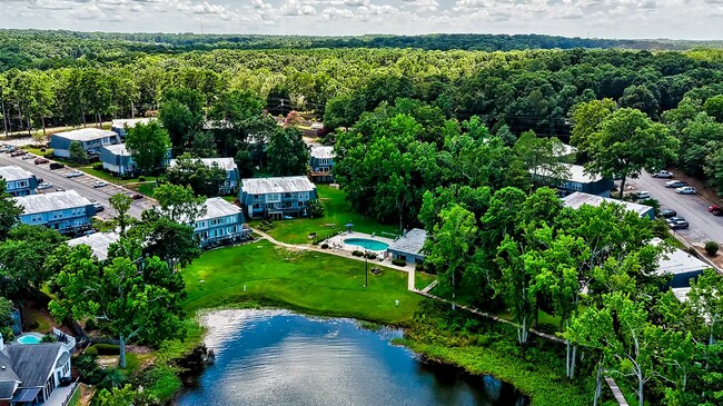 Building Photo - 301 Harbor Heights Dr