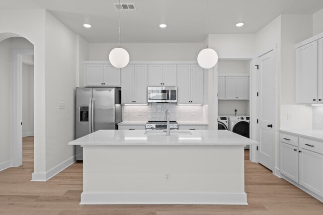 Building Photo - 6712 Abode Ave