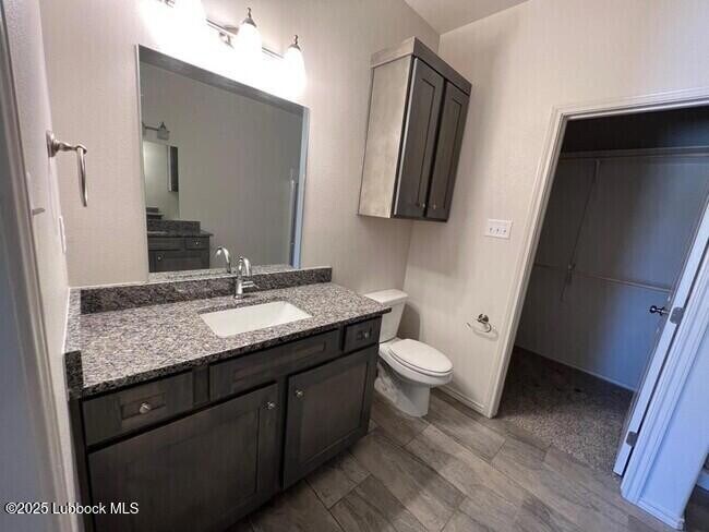 Building Photo - 5534 Kemper St