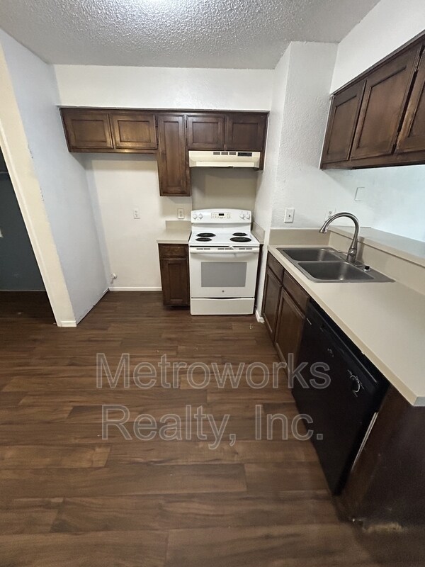 Primary Photo - 103 Pine Meadow Dr