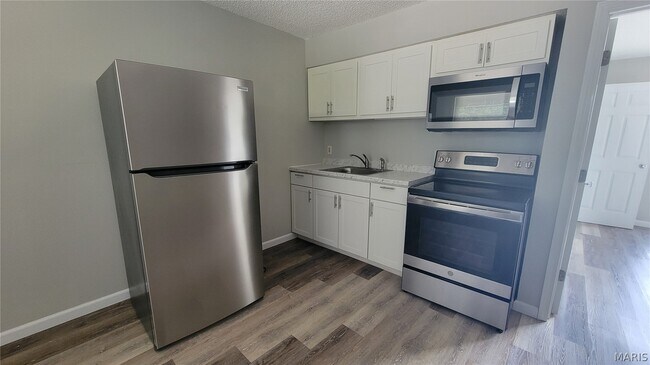 Building Photo - 1731 Bridleton Woods Dr