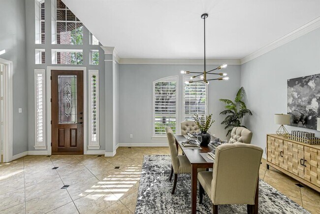 Building Photo - 4602 Gladesdale Park Ln