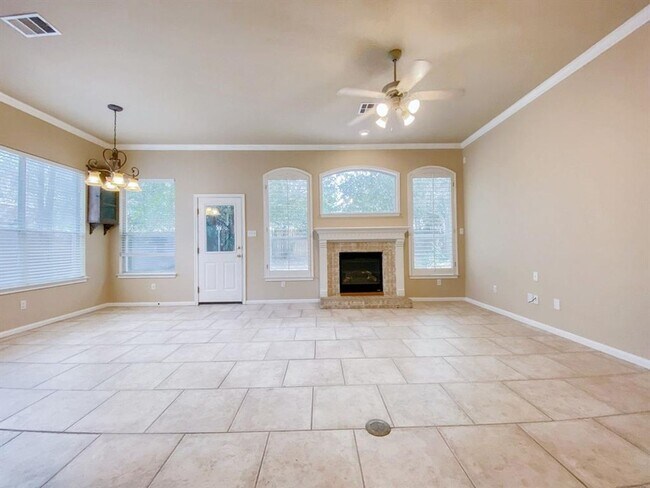 Building Photo - 1904 Maize Bend Dr
