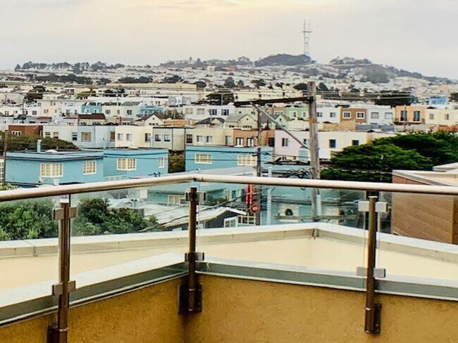 Building Photo - Live like you are always on vacation!- AMSI-