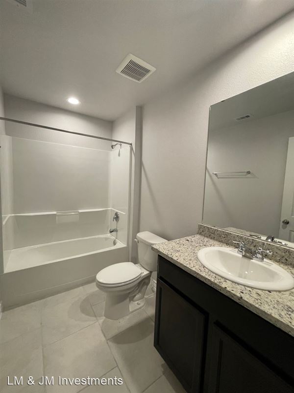 Building Photo - 2317 Restful Ln