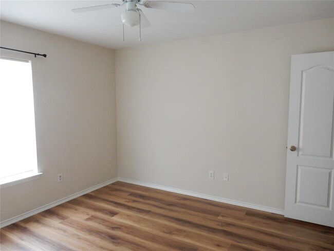 Building Photo - 306 Crossland Cove