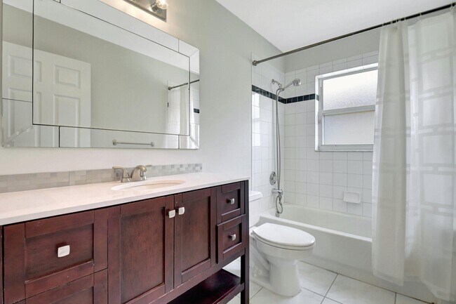 Building Photo - 6779 Indianwood Way