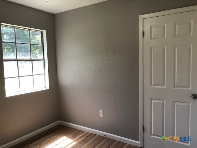 Building Photo - 2316 N Austin St