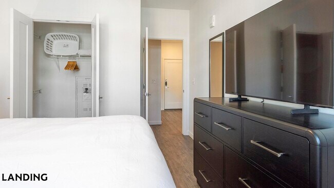 Building Photo - 185 Polaris Pointe