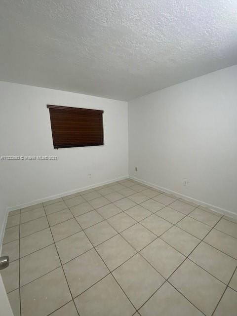 Building Photo - 1350 NE 119th St