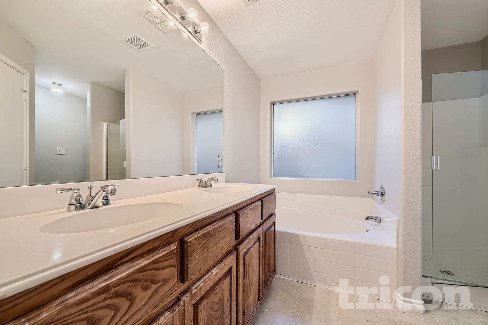 Building Photo - 12713 Carpenter Ln