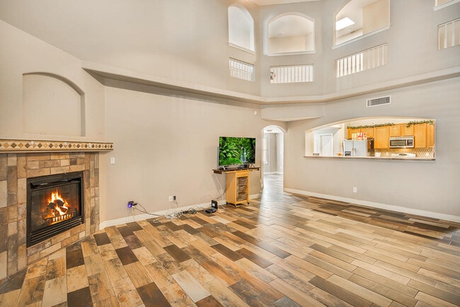 Building Photo - 12709 Tierra Lily Ct