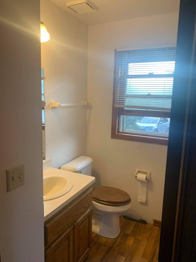 Building Photo - 4050 S Brust Ave