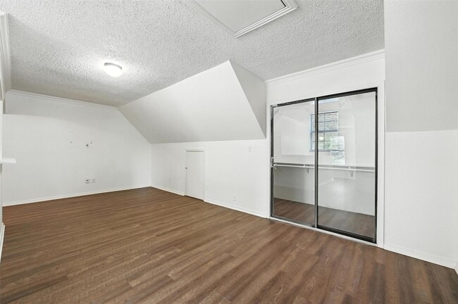 Building Photo - 508 E Sanford St