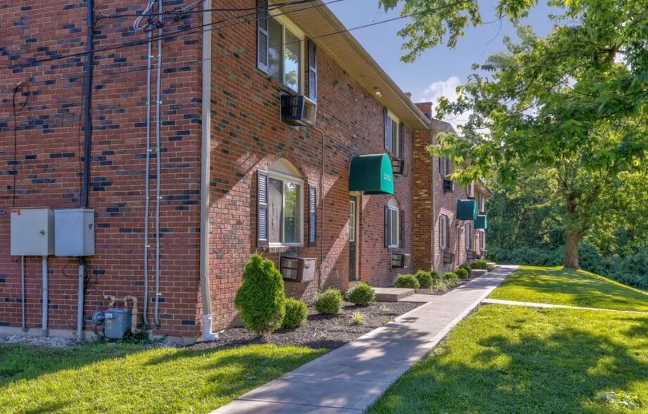 Chelsea Gardens 212 Orchard Dr Florence KY 41042 Apartment Finder