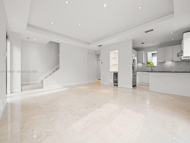 Building Photo - 5864 SW 74th Terrace