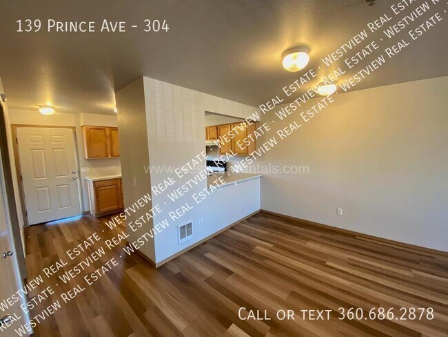 Building Photo - 139 Prince Ave
