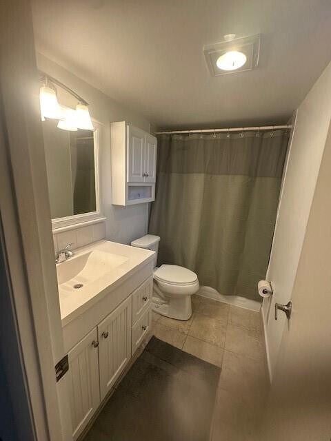 Building Photo - 134 S Cypress Rd