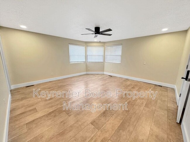 Building Photo - 7867 W Camas St