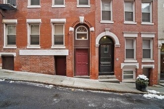 Building Photo - 23 Margaret St