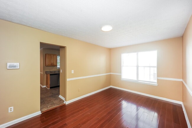 Building Photo - 4414 Gladewood Run