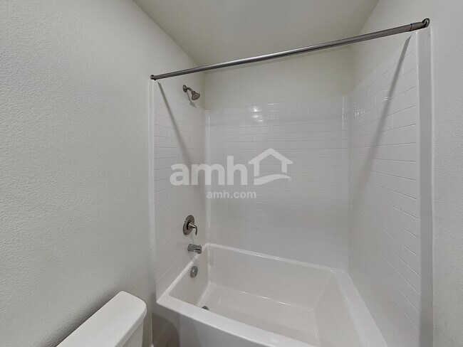 Building Photo - 4713 Tire Swing St