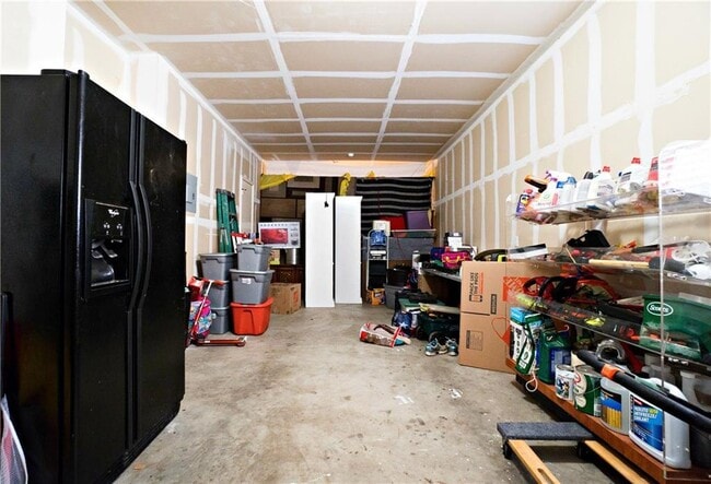 Building Photo - 10504 Wylie Dr