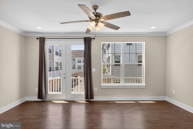 Building Photo - 5128 Ridgeview Retreat Dr