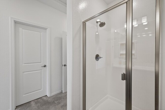 Building Photo - 2629 S Equestrian Dr
