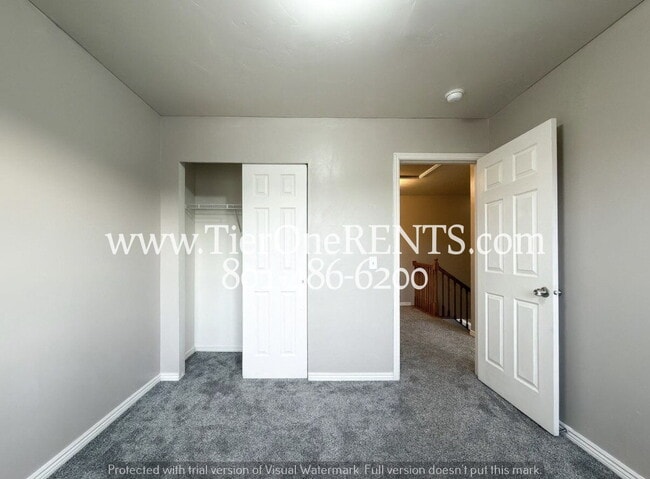 Building Photo - NO DEPOSIT option available for qualified renters