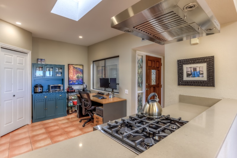 Building Photo - 1230 W Camino del Pato