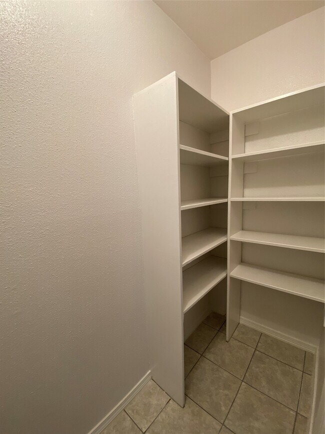 Building Photo - 14777 Wunderlich Dr