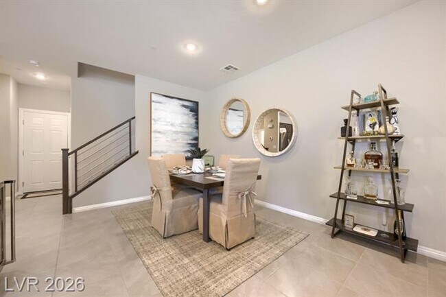 Building Photo - 477 Ylang Pl