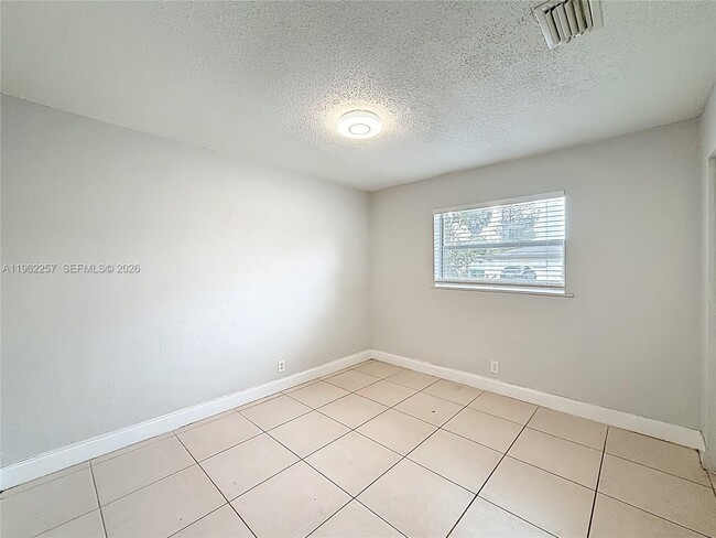 Building Photo - 2751 NW 58th Terrace