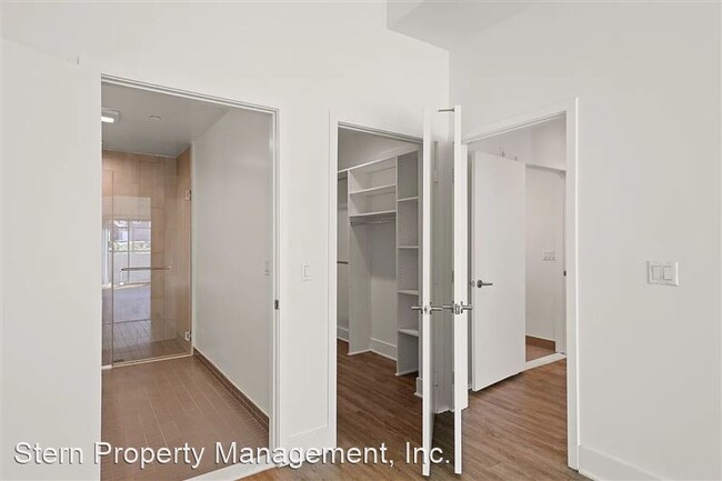 Building Photo - 5308 Sepulveda Blvd