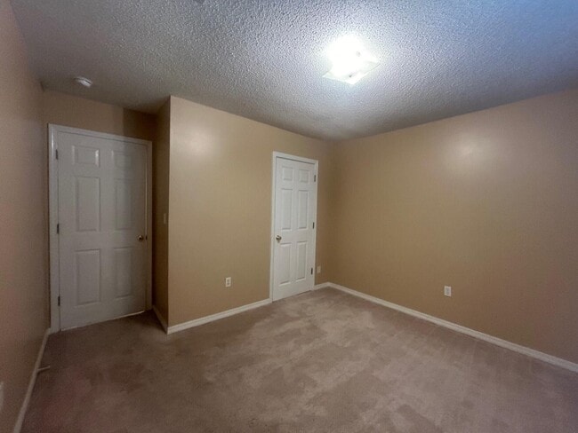 Building Photo - 1267 Jefferyscot Dr