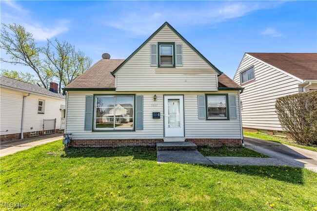 Primary Photo - 5607 Allanwood Dr