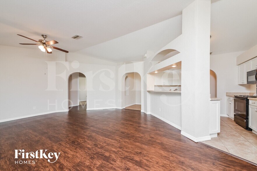 Building Photo - 3474 Tupelo Ave