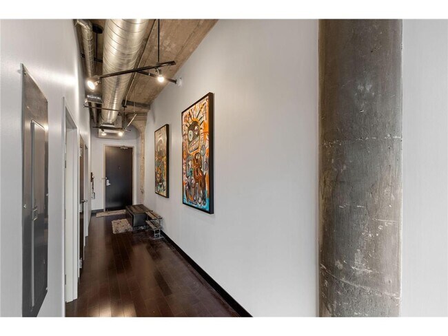 Building Photo - 618 N Washington Ave