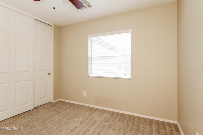 Building Photo - 22542 W Cocopah St