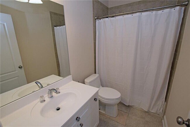 Building Photo - 76 Creekside Park Dr