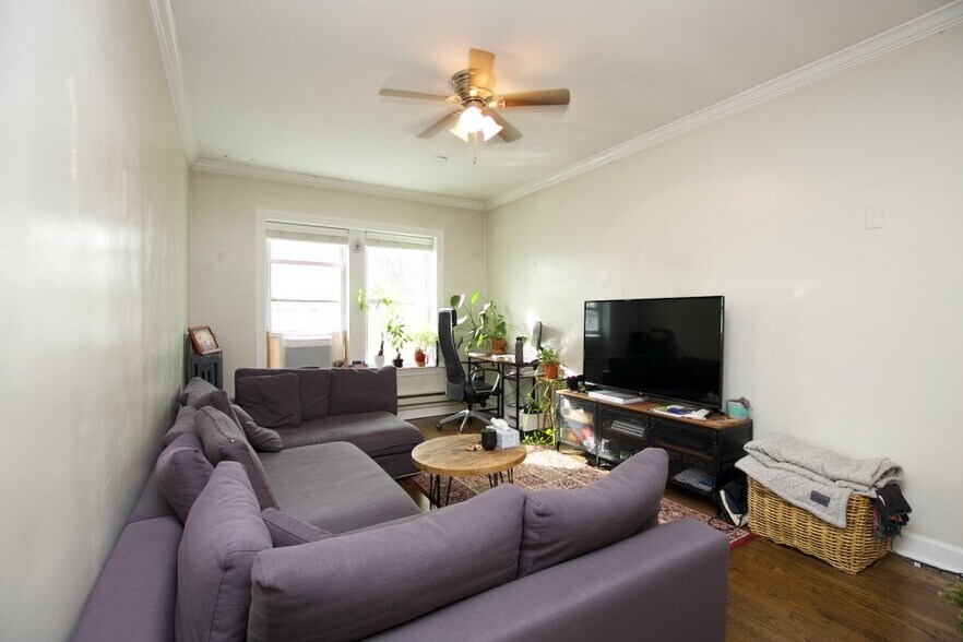 Building Photo - 2151 N Fremont St