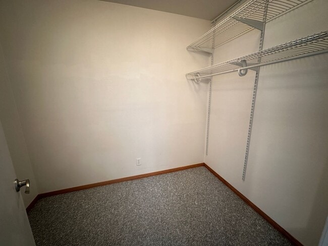 Building Photo - West-End Ramona 3BR Ranch on 2 Acres – Easy Poway Commute