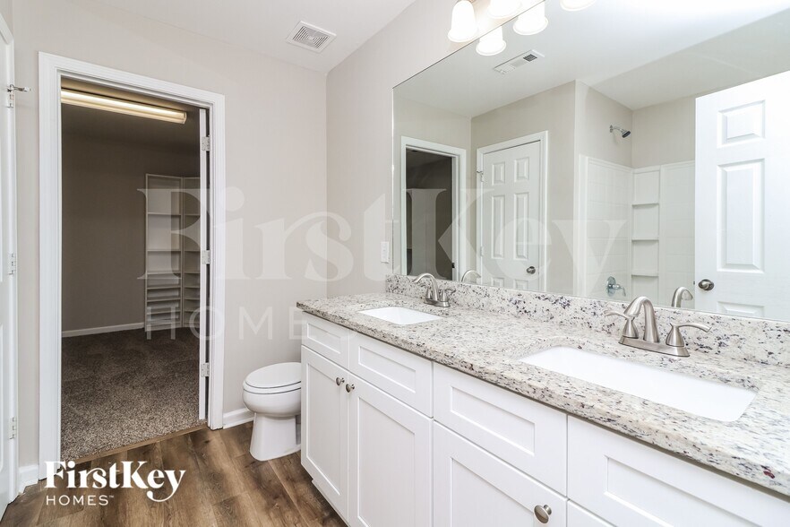 Building Photo - 85 Parkmont Way