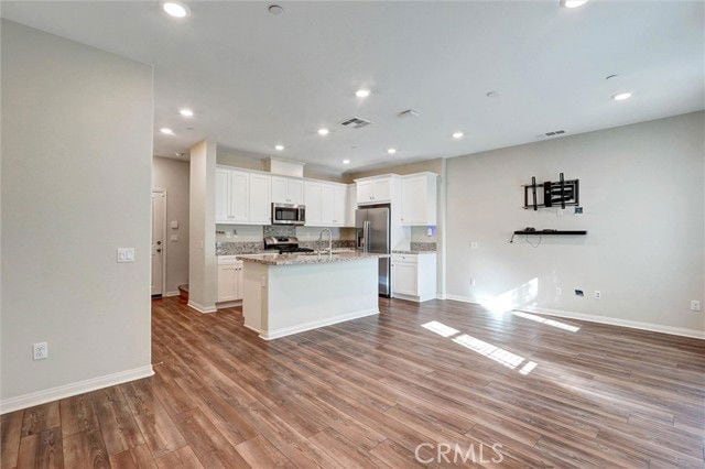 Building Photo - 26417 Choral Ln