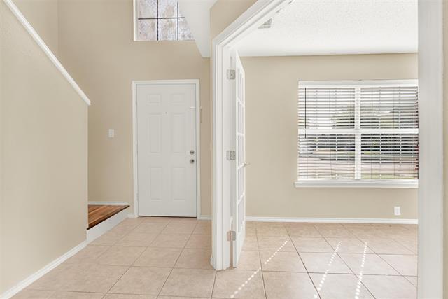 Building Photo - 2117 Breanna Way