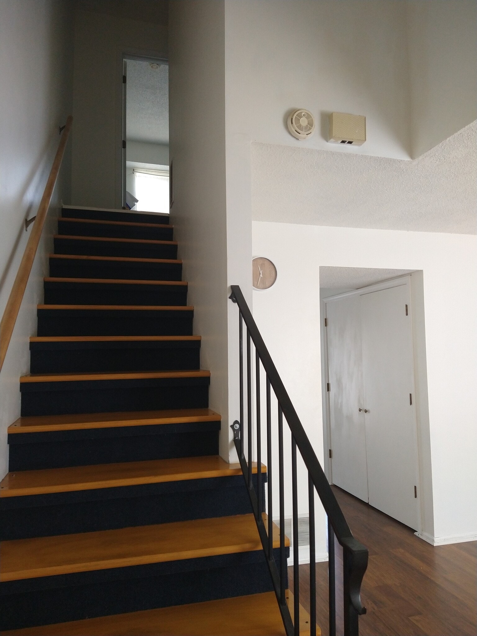 Stairs to bedrooms - 2406 Alabama St