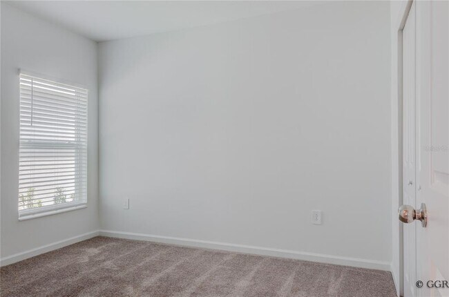 Building Photo - 4986 Worchester Dr