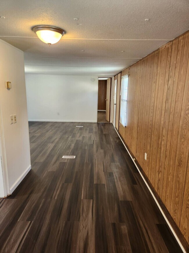 Building Photo - 117 Grace Park Ln