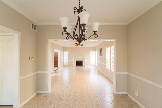 Building Photo - 16434 Concord Falls Ln